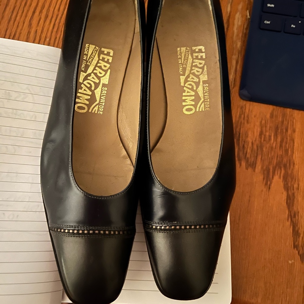 Salvatore Ferragamo Navy and Black pumps